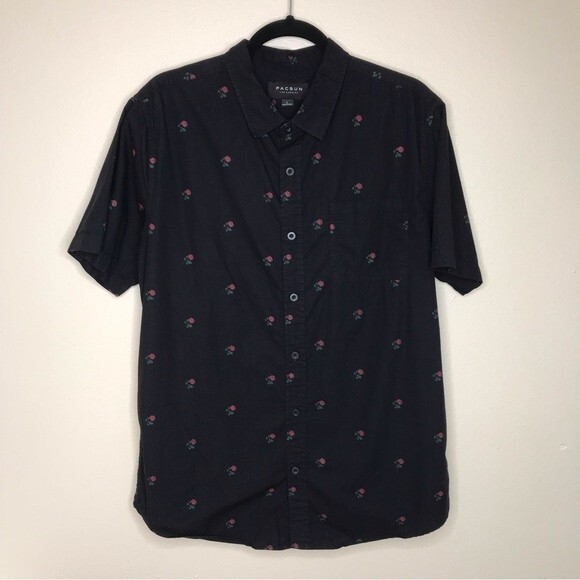 PacSun Short Sleeve Button Up Black Red Rose All Over Print Chest Pkt Men Large - Picture 12 of 12